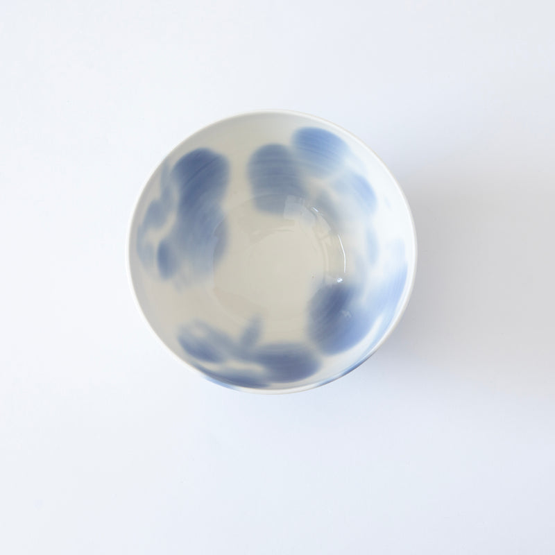 SMALL PORCELAIN BOWL