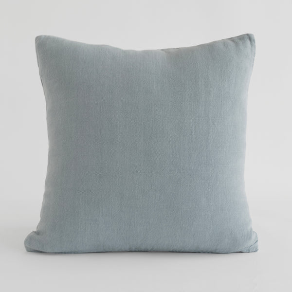 HEAVYWEIGHT LINEN DECO PILLOWS, SKY BLUE