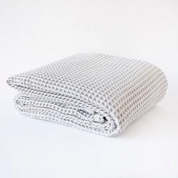 WAFFLE BLANKET, LIGHT GRAY